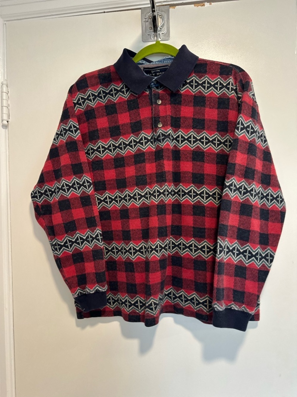 VTG Y2K Mens Sz:L red black plaid pullover geometric patterned polo sweater.